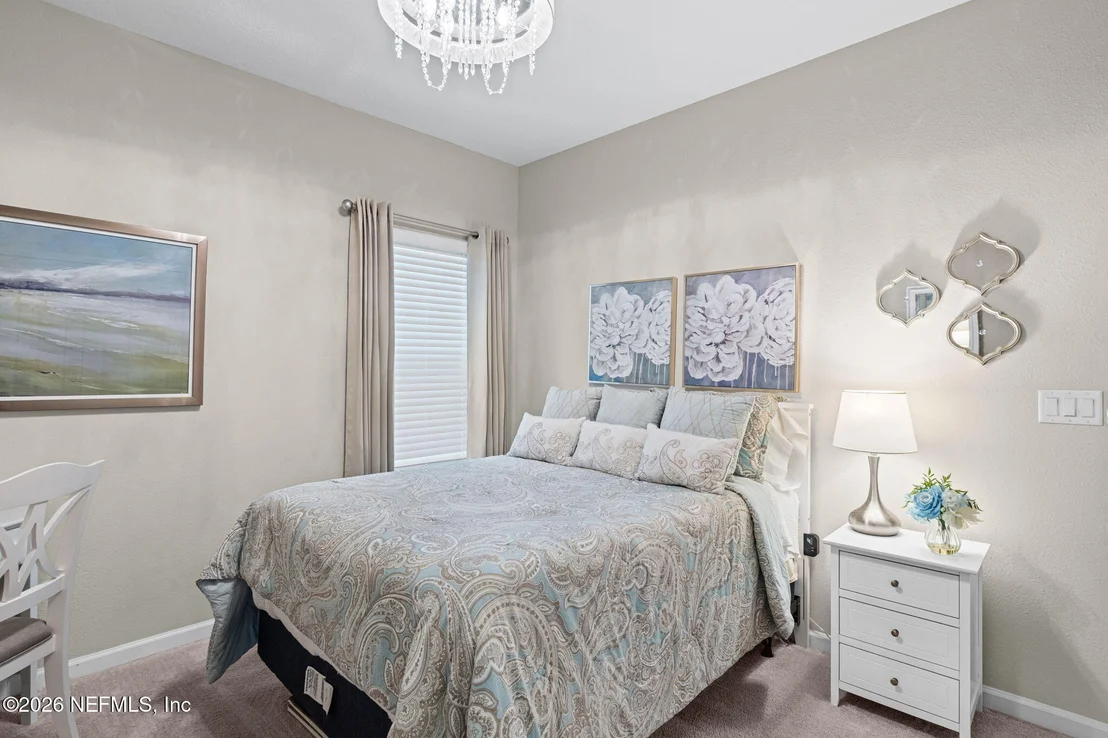 Photo of 39 CRYSTAL CREST Lane