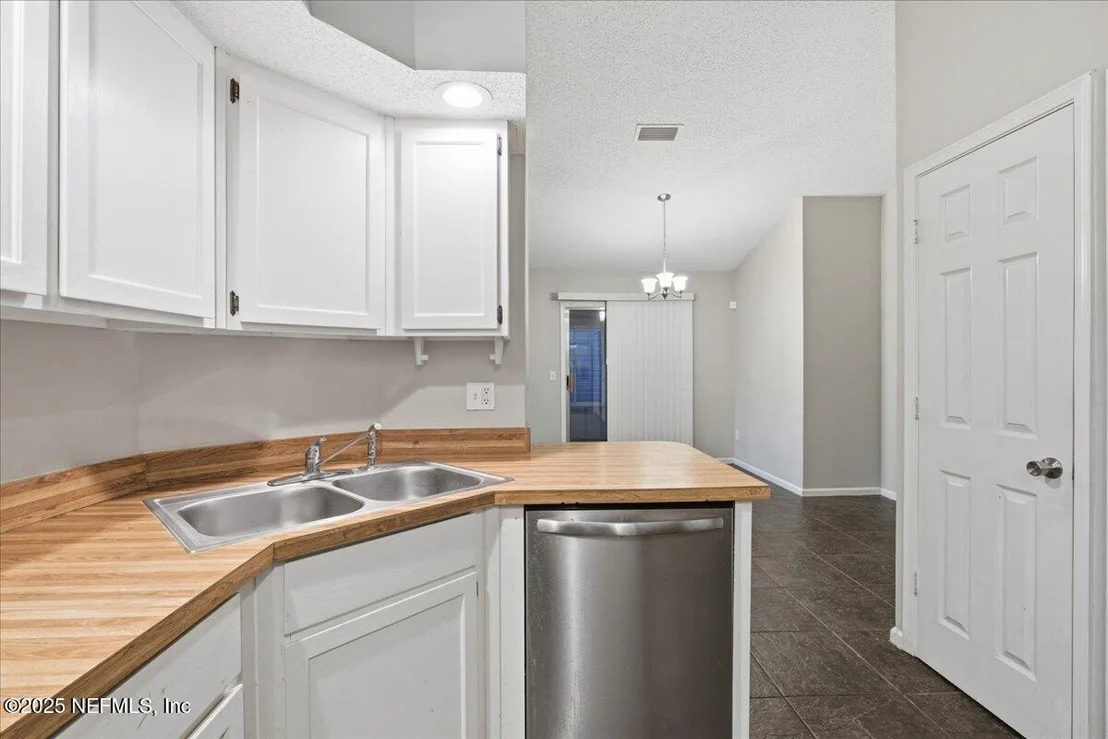 Photo of 2467 TOWNSQUARE Drive