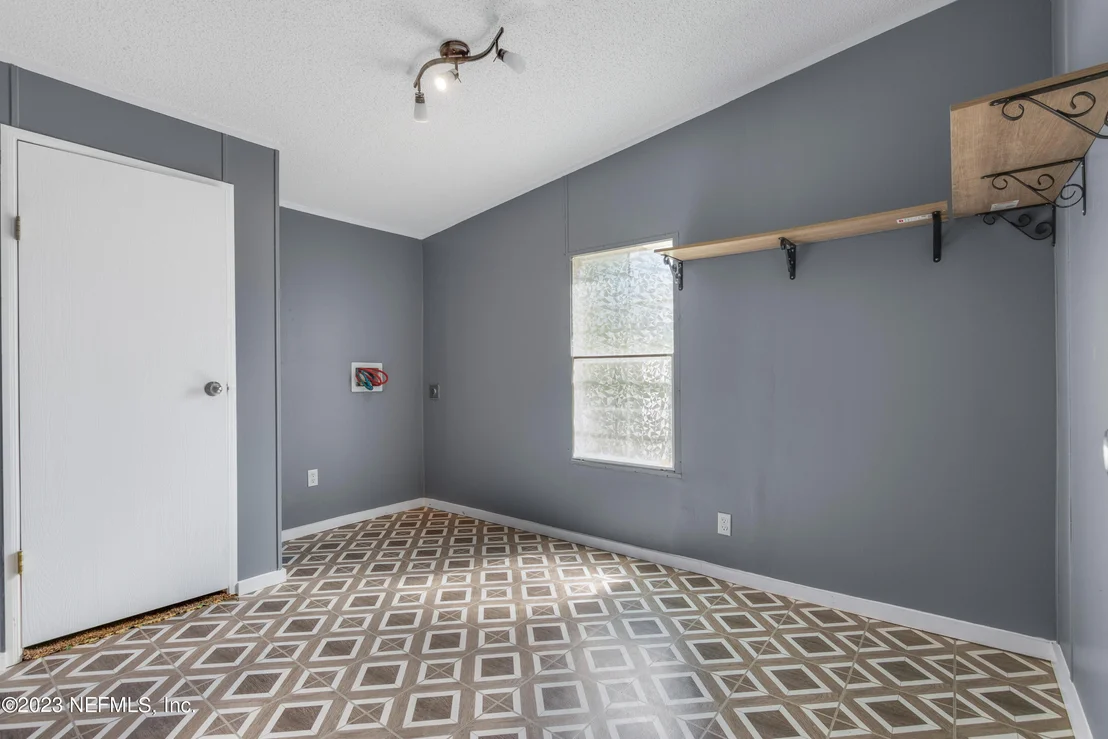 Photo of 44474 PINEBREEZE Circle