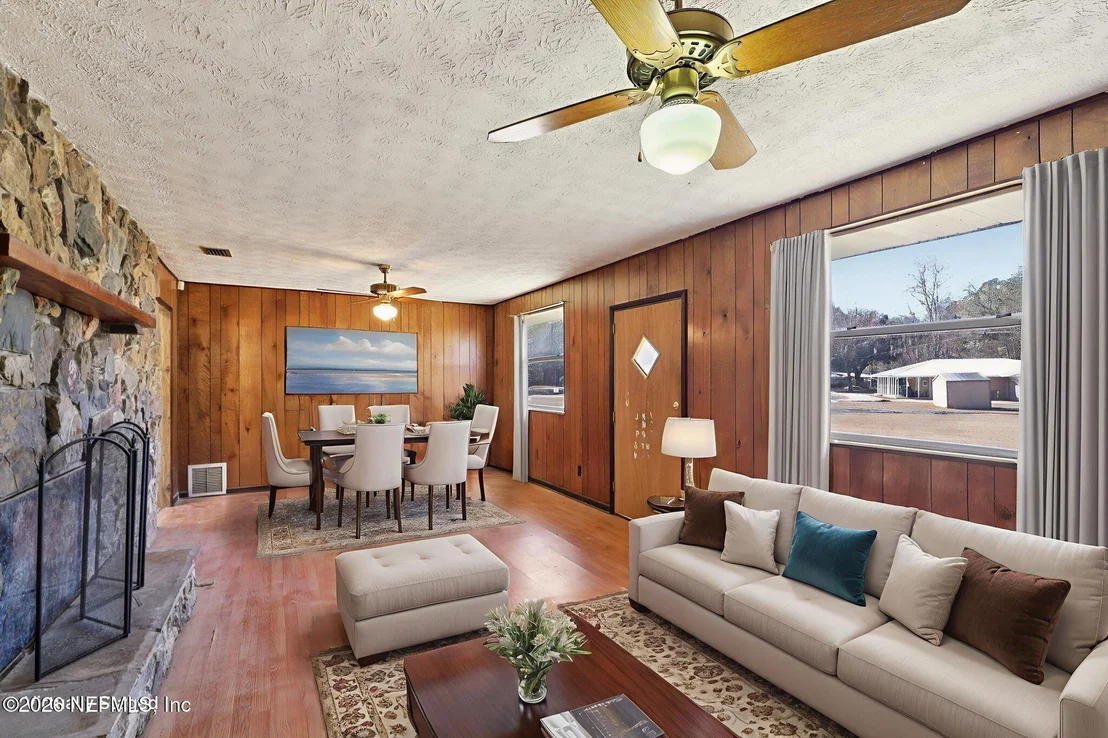 Photo of 54031 SHEFFIELD Road