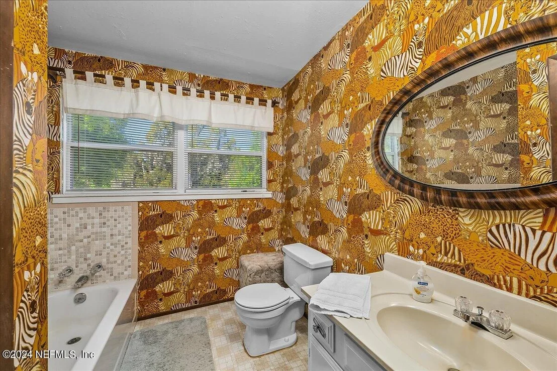 Photo of 231 OLEANDER Avenue
