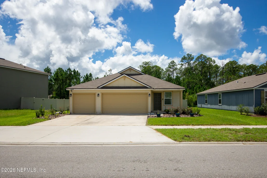 Photo of 65378 RIVER GLEN Parkway