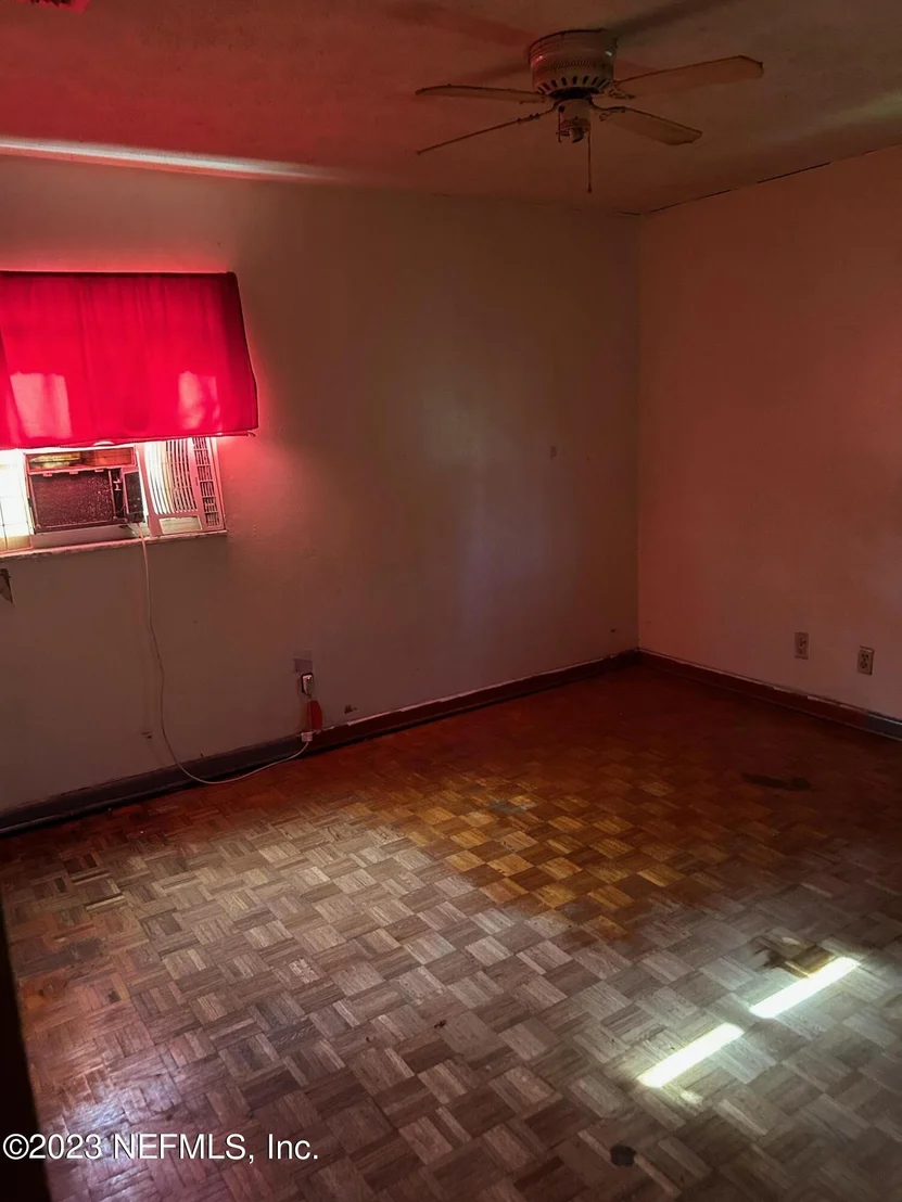 Photo of 265 CAPELLA Lane