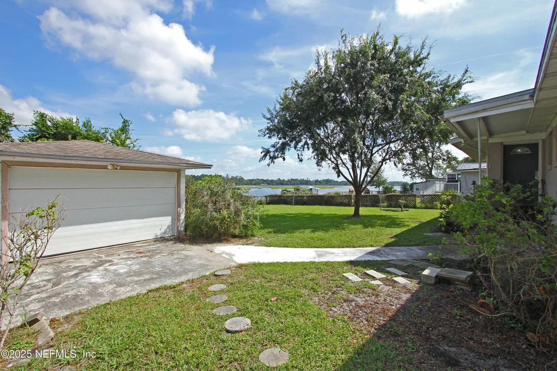 Photo of 4163 TROUT RIVER Boulevard