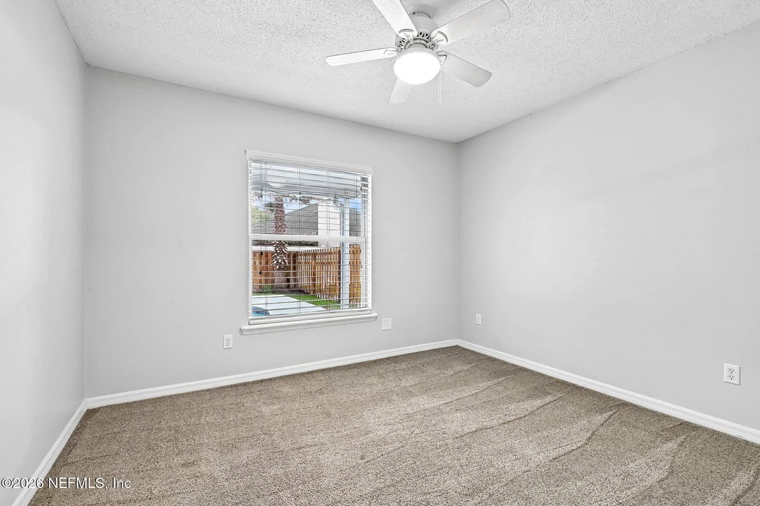 Photo of 912 BUTTERCUP Drive