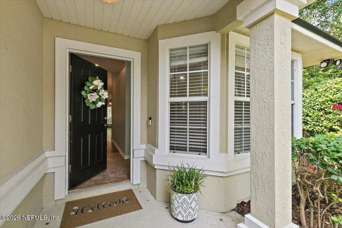 Photo of 952 BUTTERCUP Drive