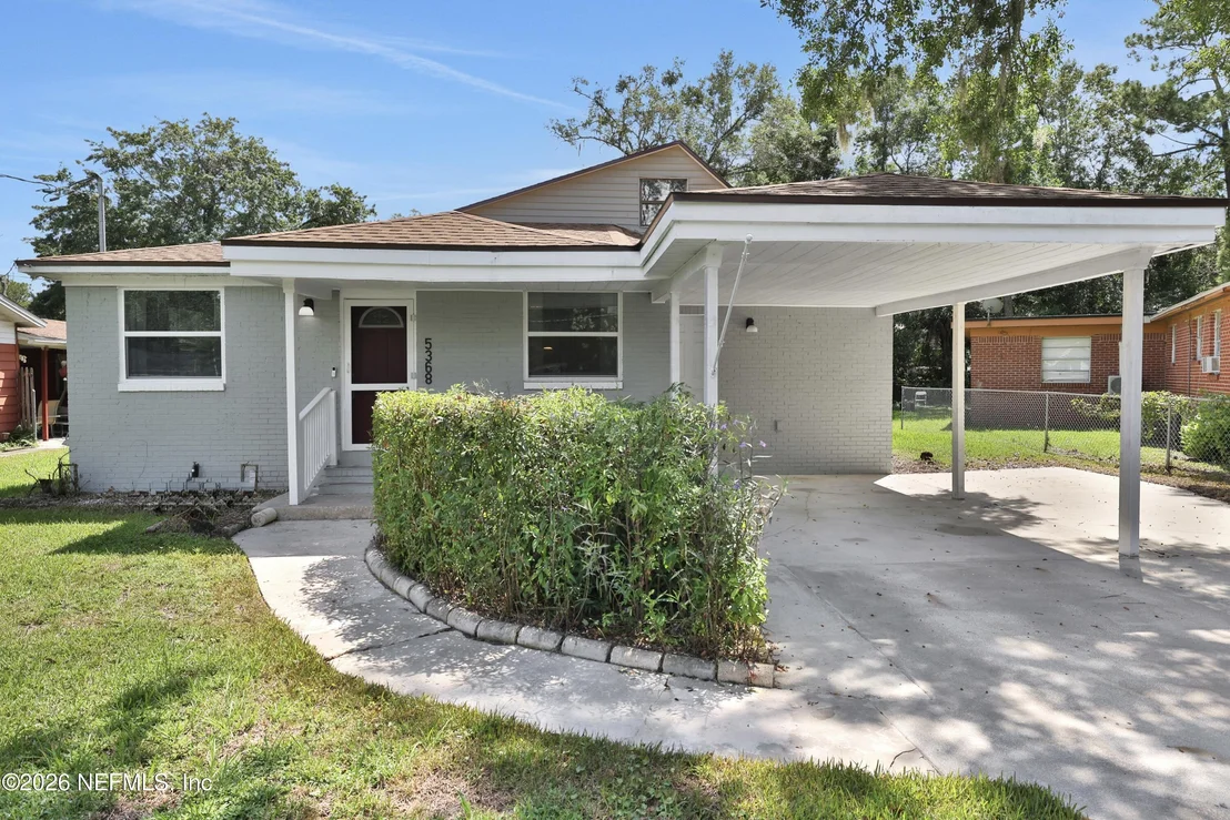 Photo of 5368 ROYCE Avenue