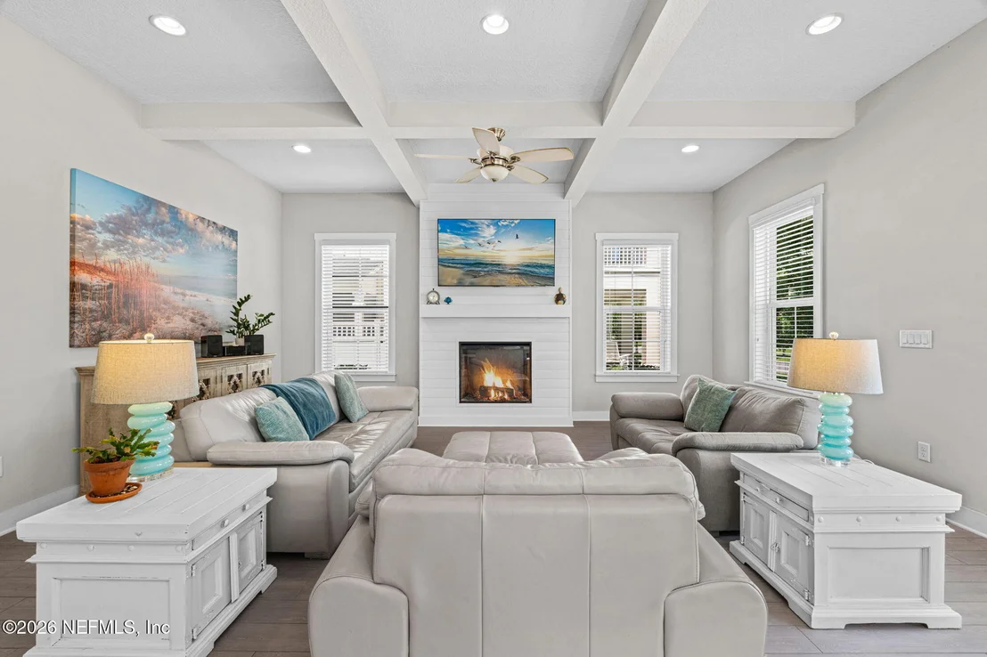 Photo of 44 FREMONT Avenue