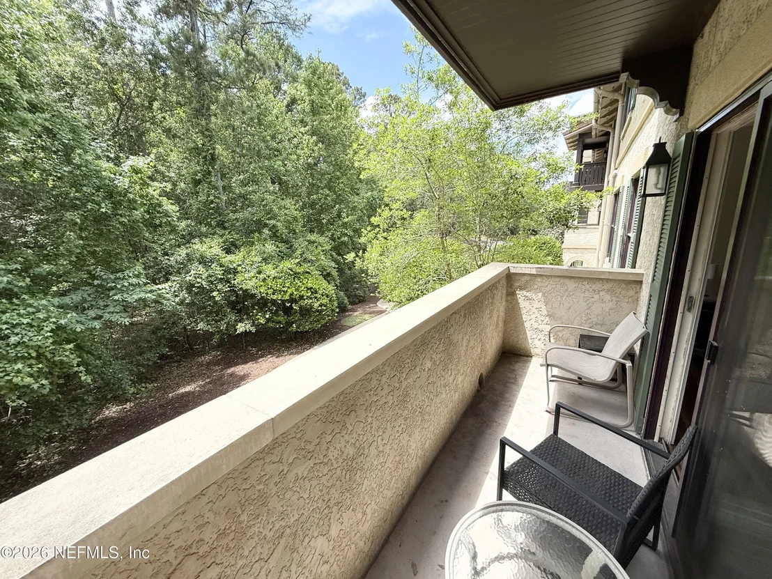 Photo of Unit 211 at 965 REGISTRY Boulevard
