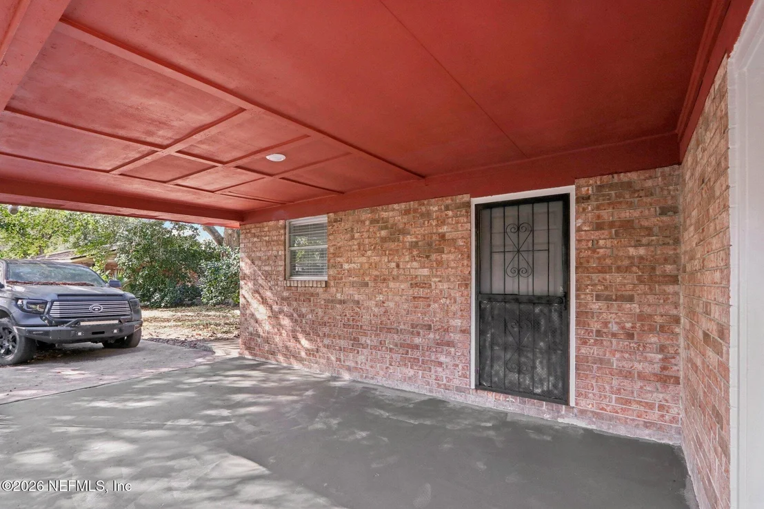 Photo of 5127 SECURITY Lane