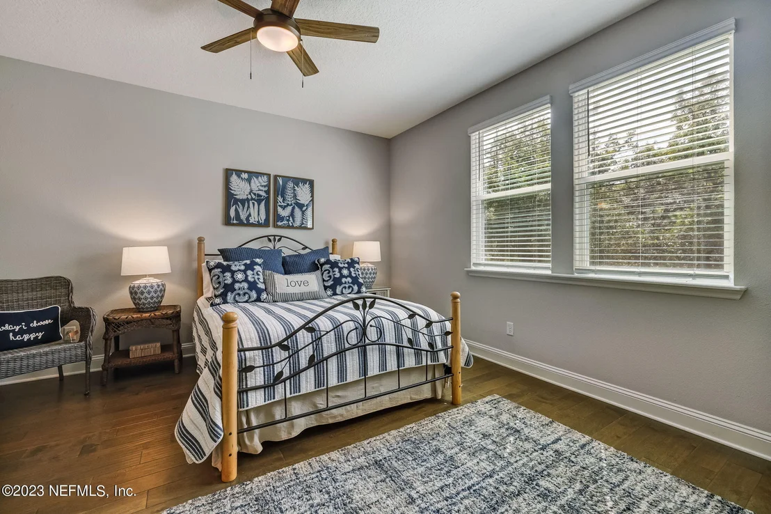 Photo of 214 HOPTREE Place