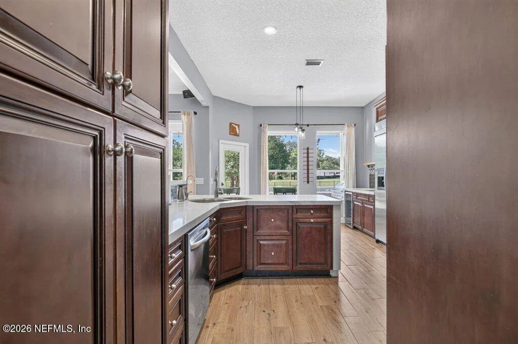Photo of 385 LOLLY Lane
