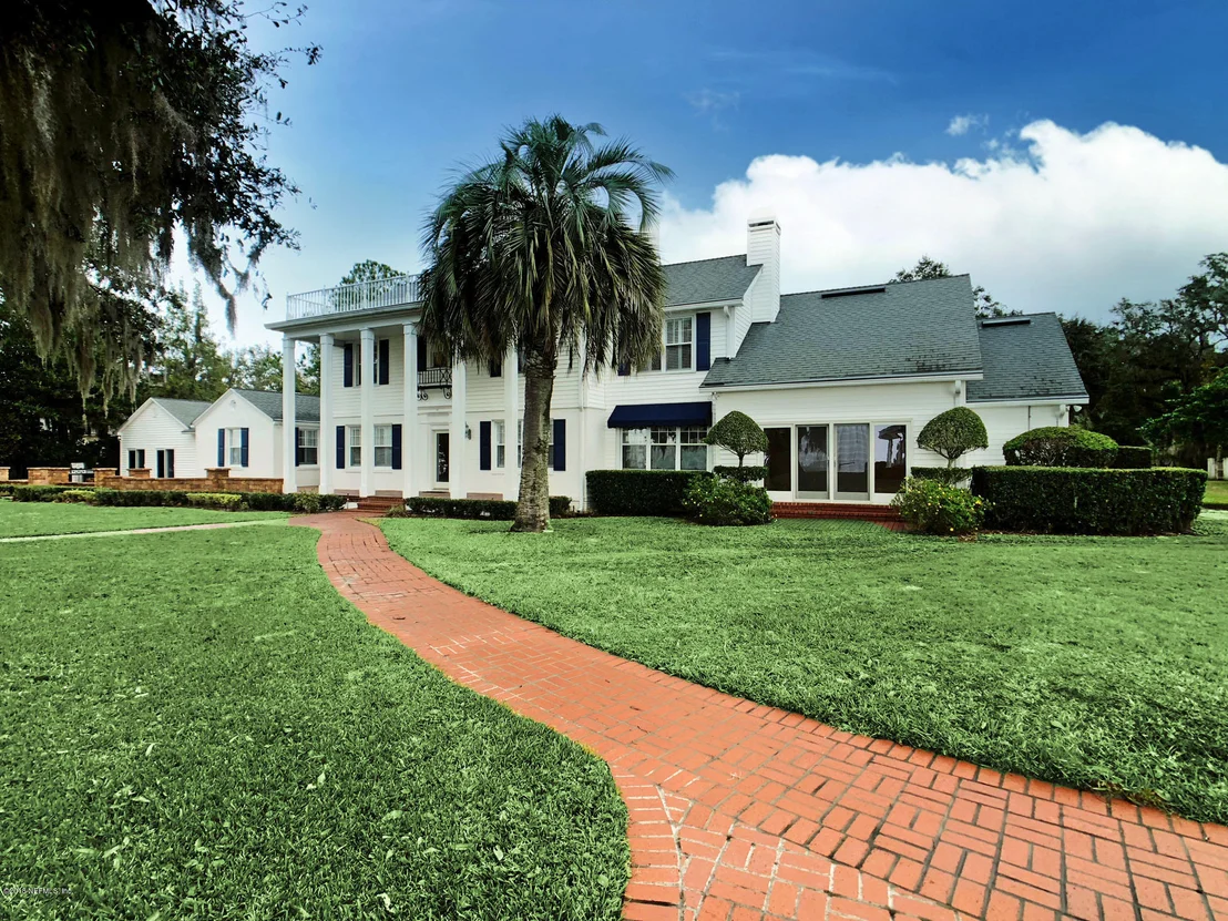 Photo of 1250 HERON POINT Road