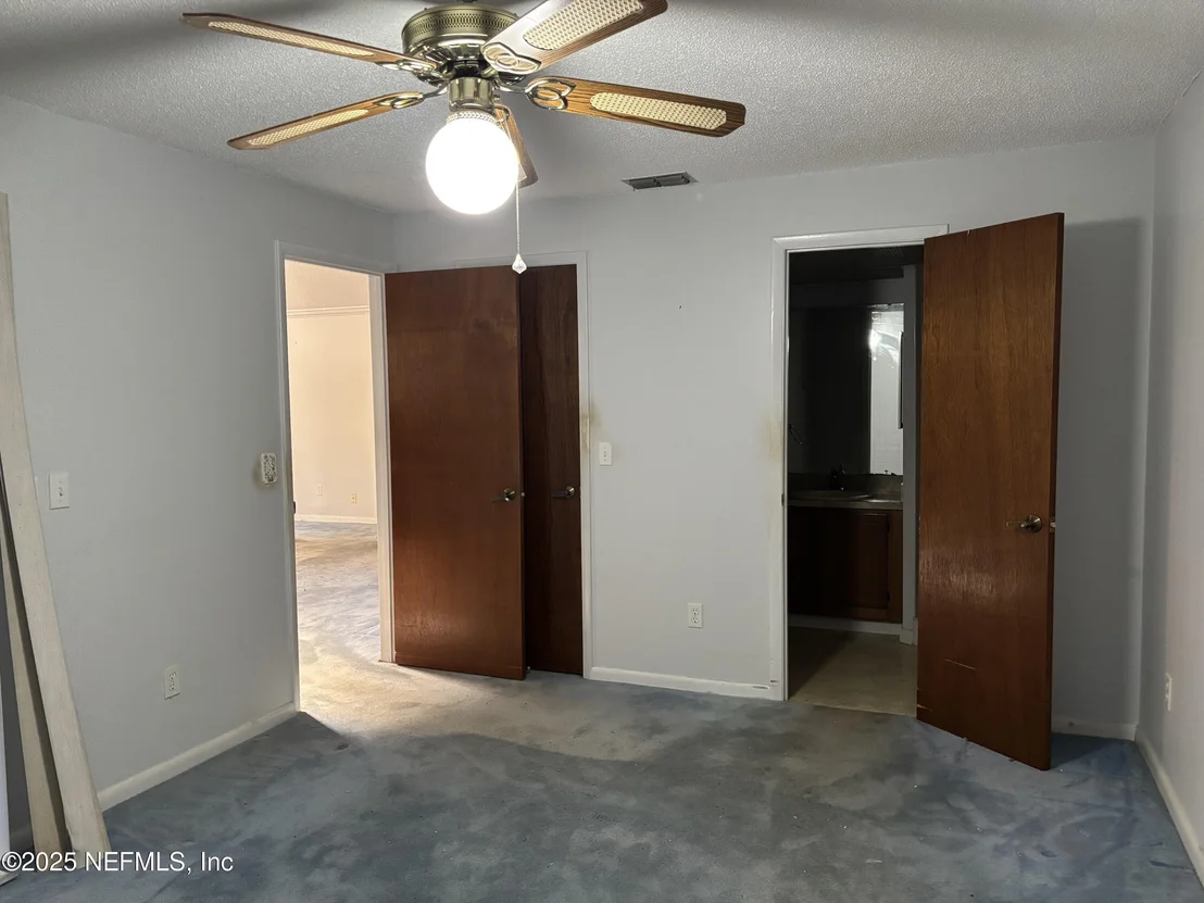 Photo of 8317 MEADOW BEND Court