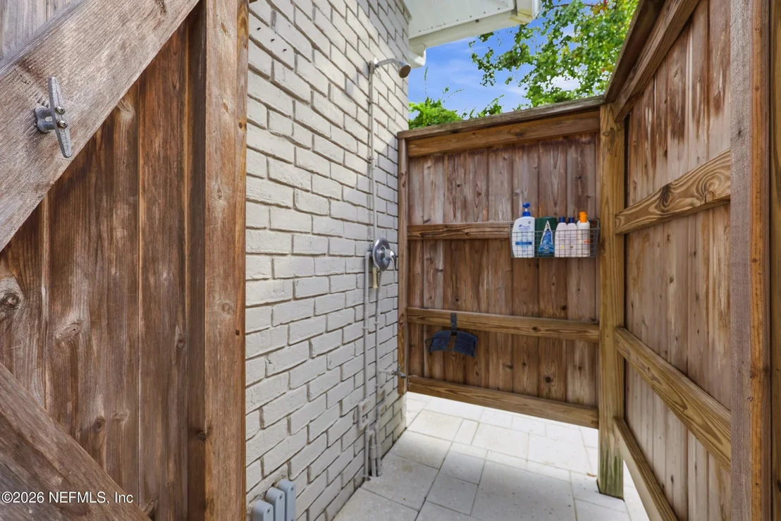 Photo of 4677 LONG BOW Road