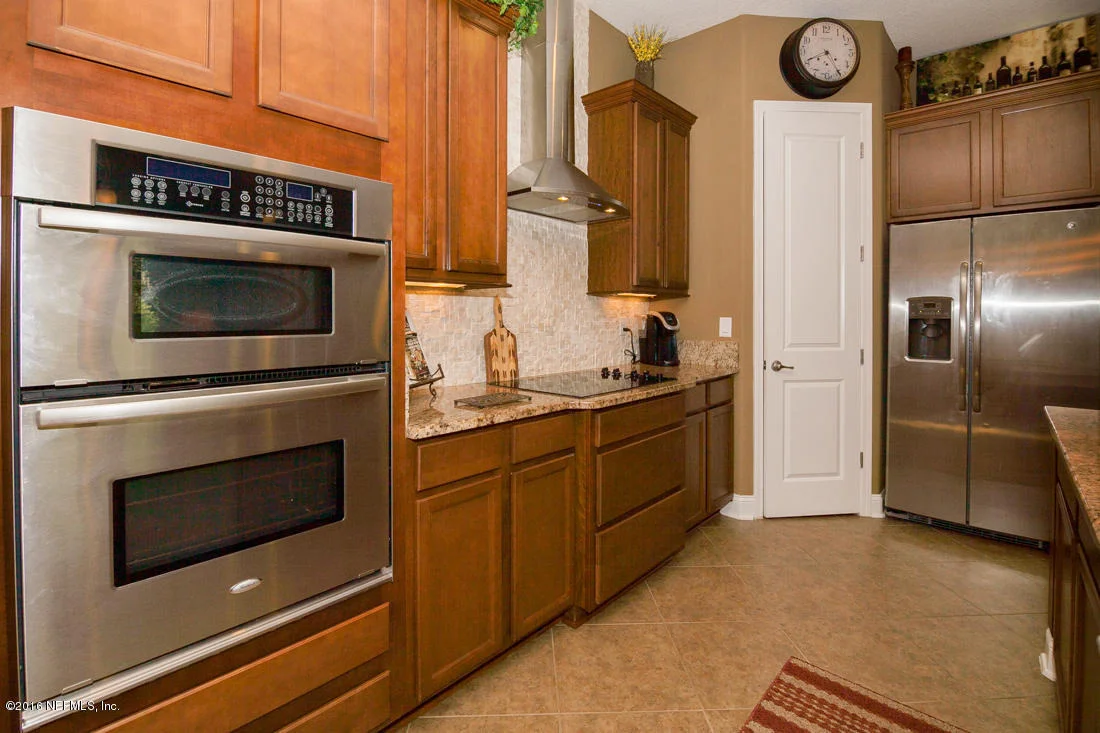 Photo of 187 STAPLEHURST Drive