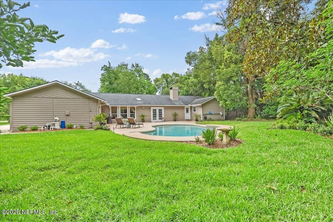 Photo of 8176 BLUE JAY Lane