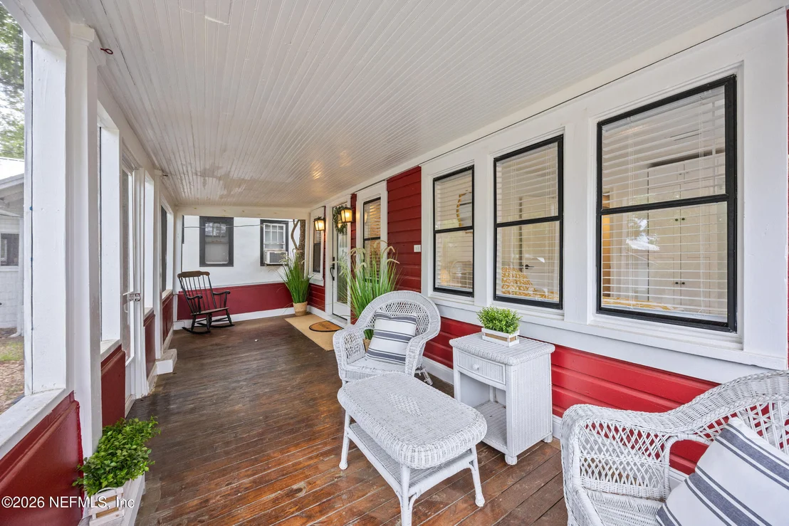 Photo of 136 WASHINGTON Street