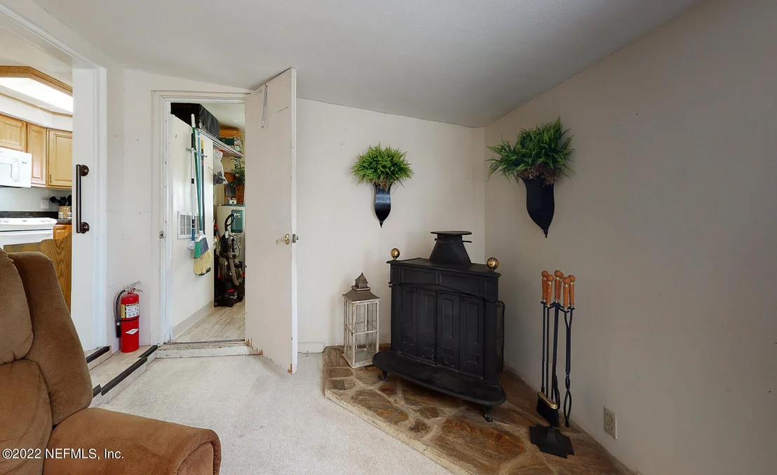 Photo of 317 CANIS Drive W