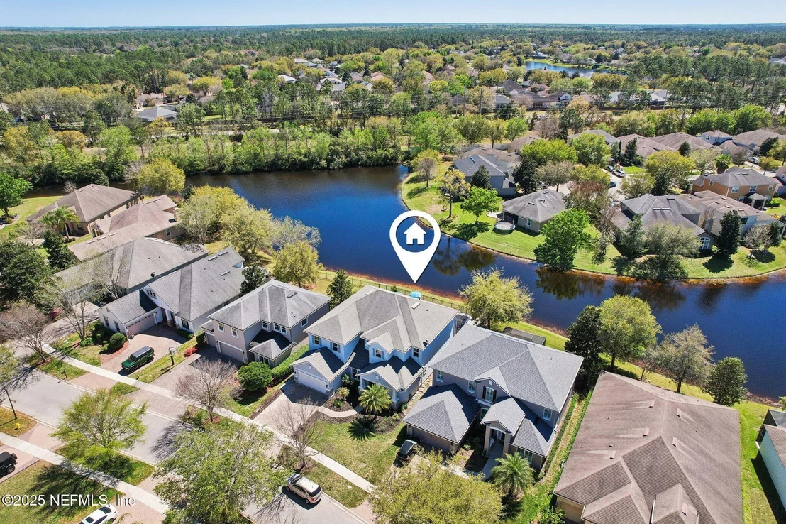 Photo of 212 CORNWALL Drive