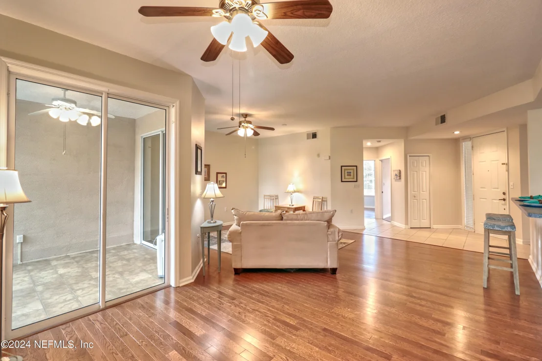 Photo of 1802 PRESTWICK Place