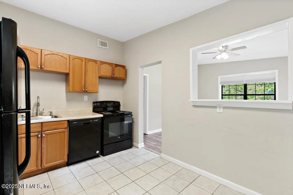 Photo of 5319 BUNCHE Drive