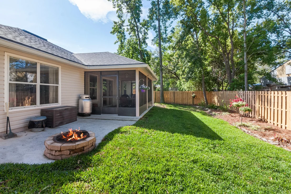 Photo of 1546 BAY HARBOR Drive