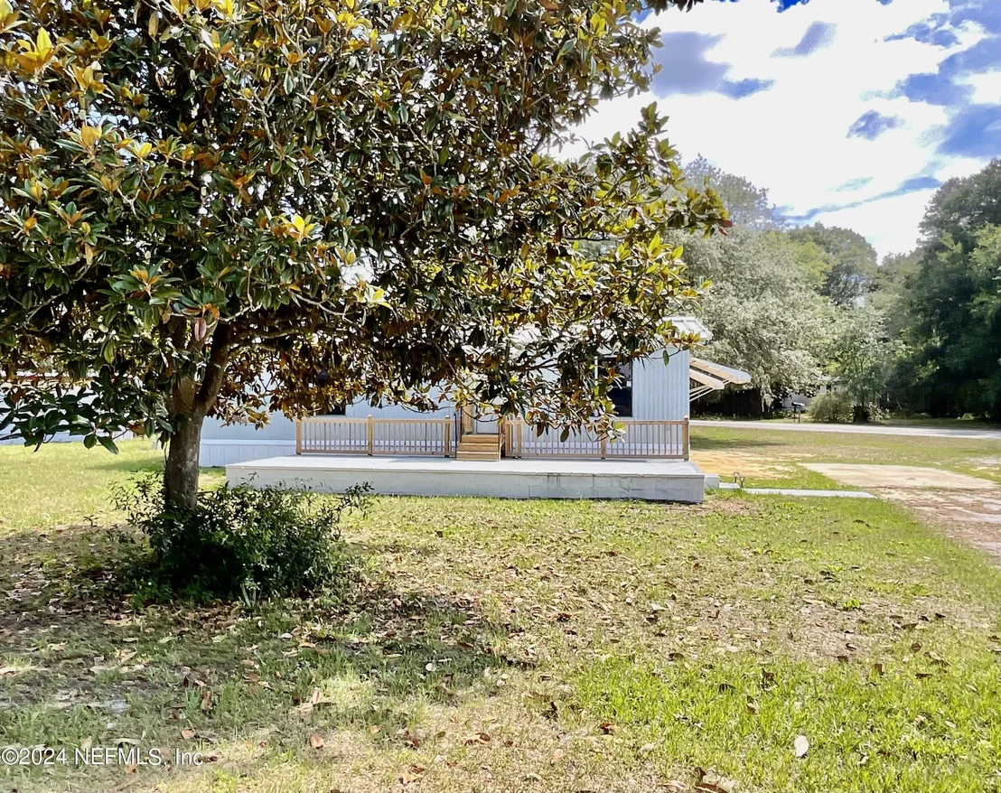 Photo of 120 REAVES Avenue