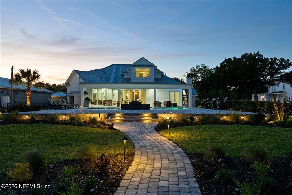 Photo of 9136 HECKSCHER Drive
