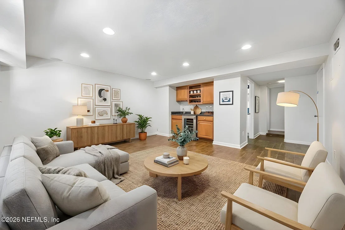 Photo of 4226 FOREST PARK Road