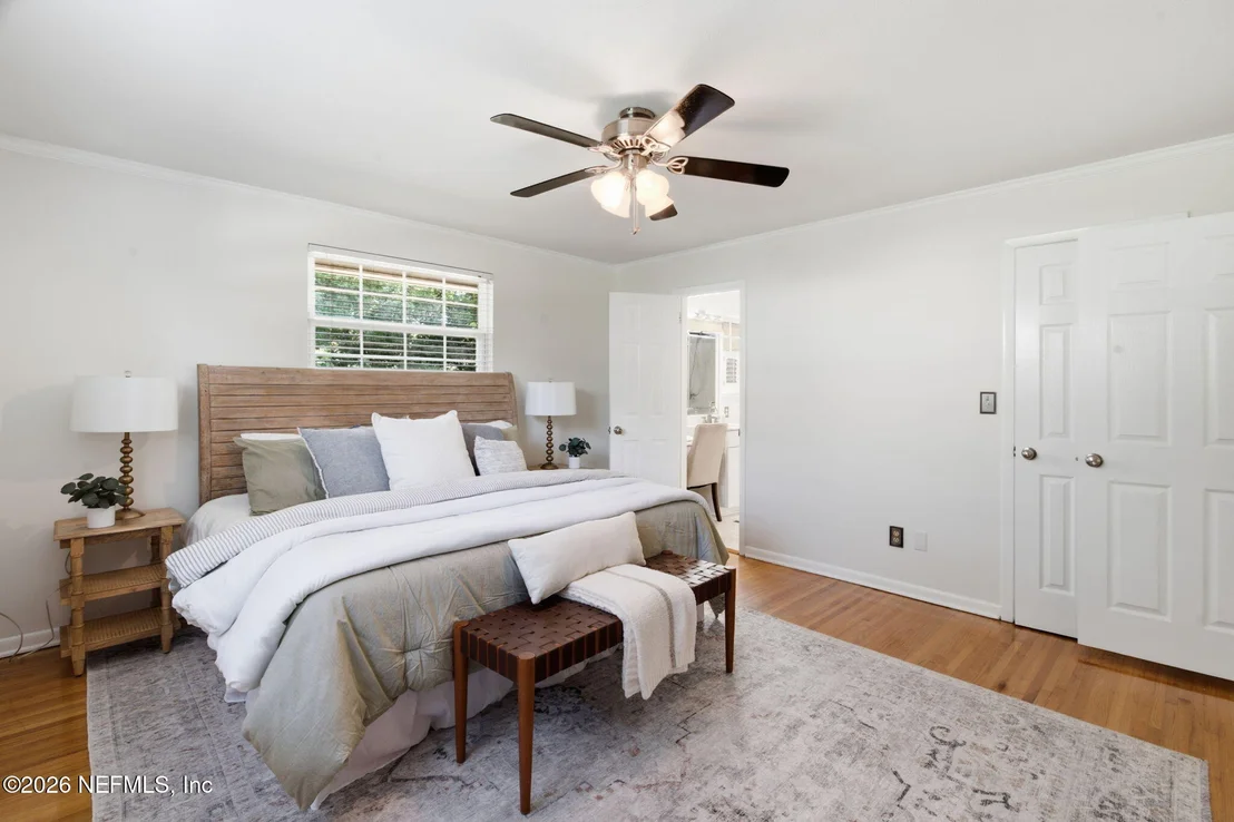 Photo of 3333 PICADILLY Lane