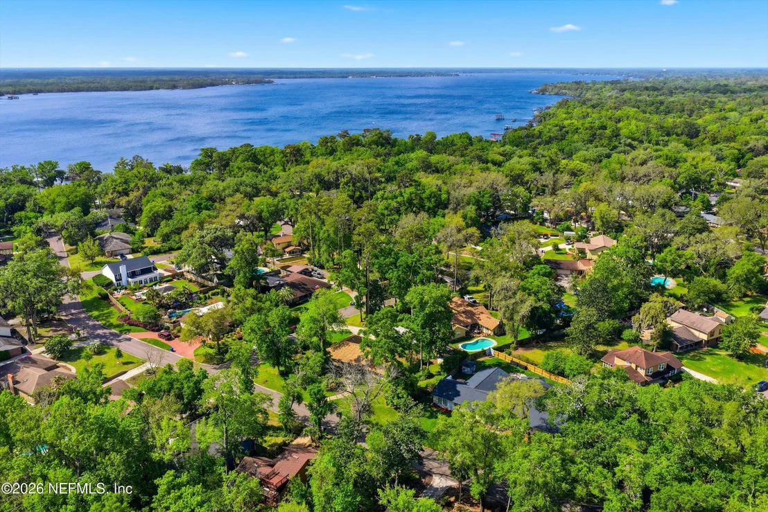 Photo of 970 SANDPIPER Lane