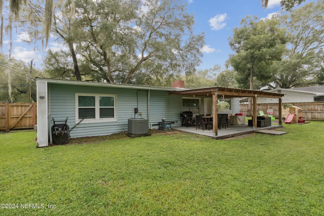 Photo of 45180 BOOTH Street