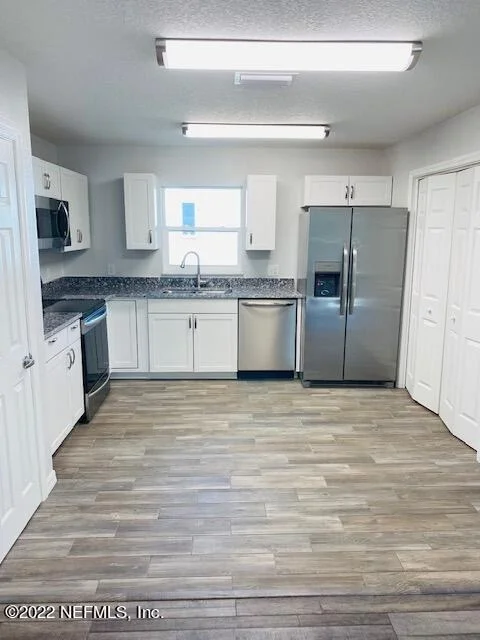 Photo of 883 N KELLER Street