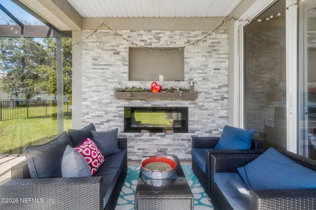 Photo of 135 MEADOW CROSSING Drive