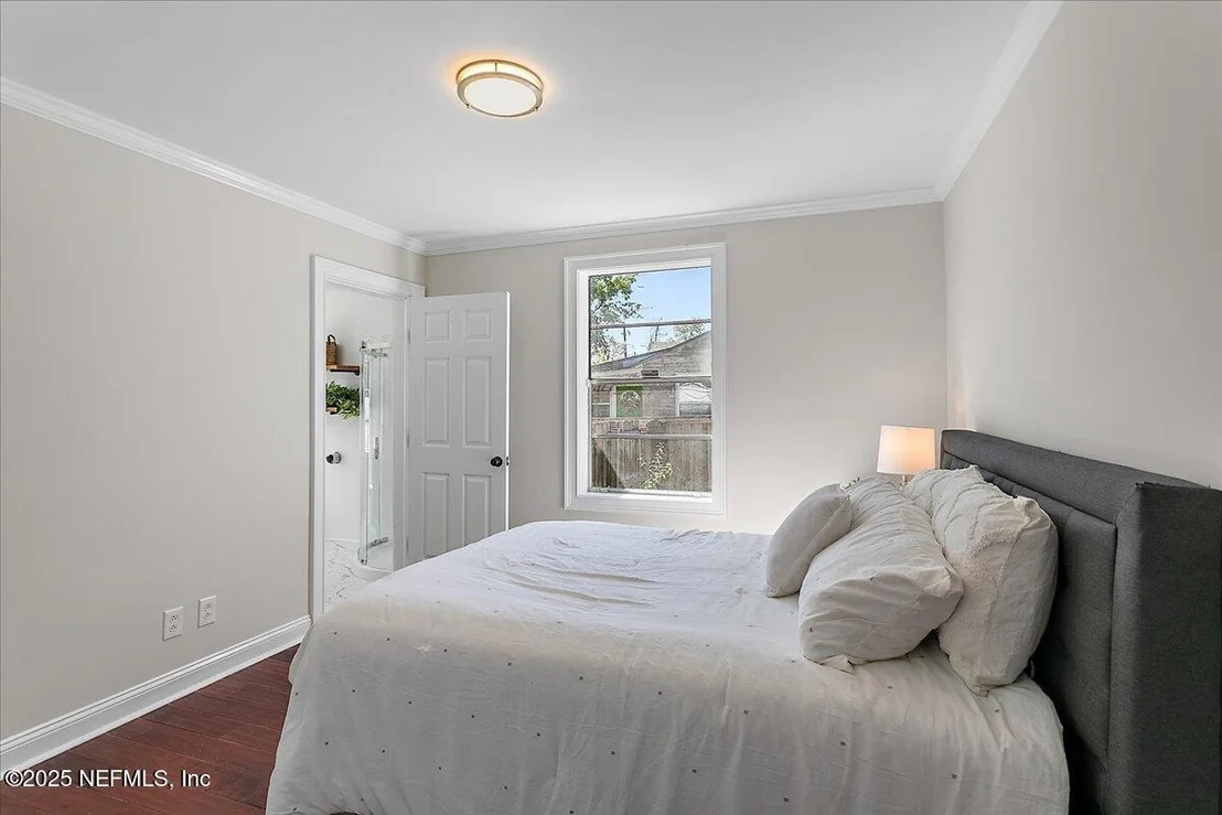 Photo of 1282 MACARTHUR Street