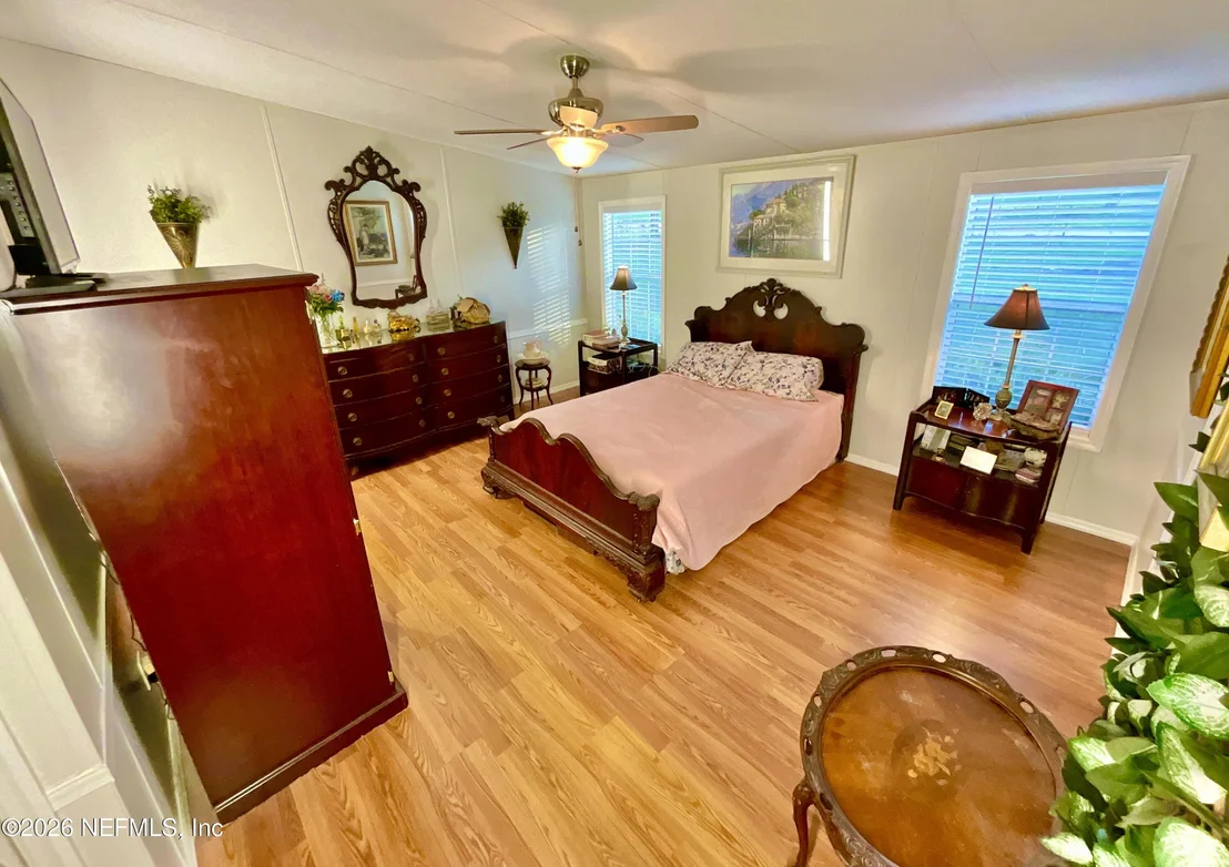 Photo of 129 CRYSTAL LAKE Drive