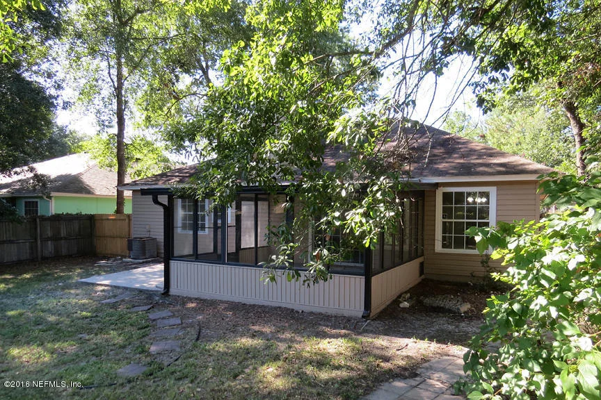 Photo of 7887 MACDOUGALL Drive