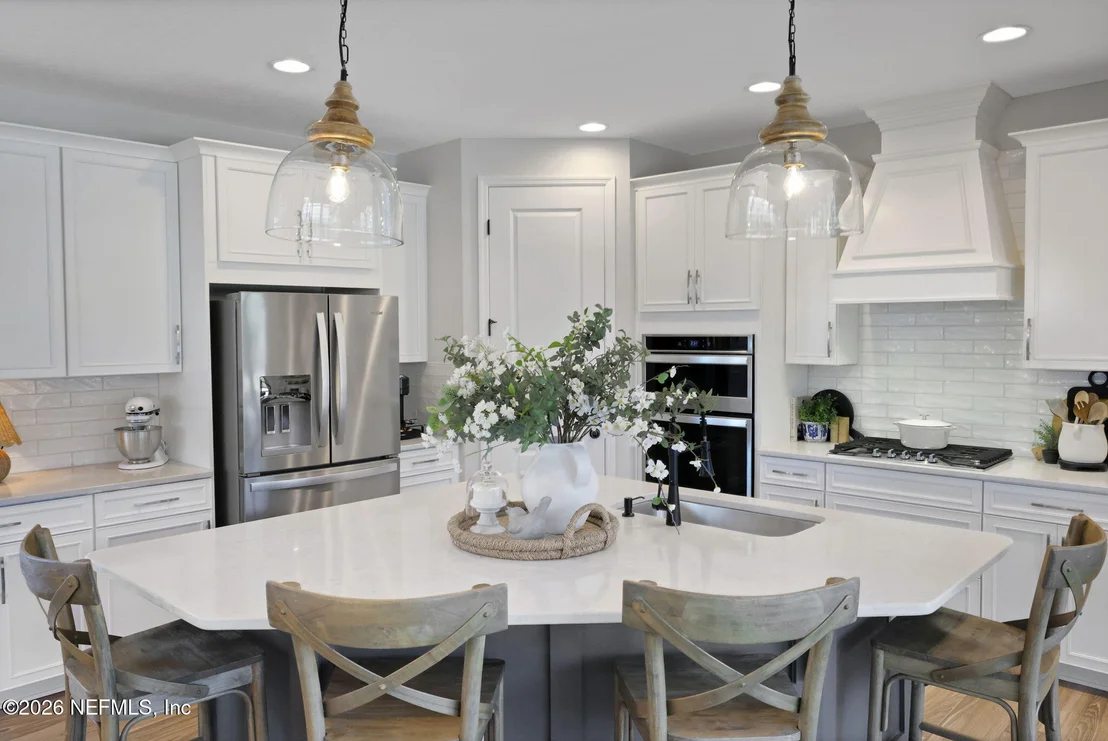 Photo of 12 VERDURE Street