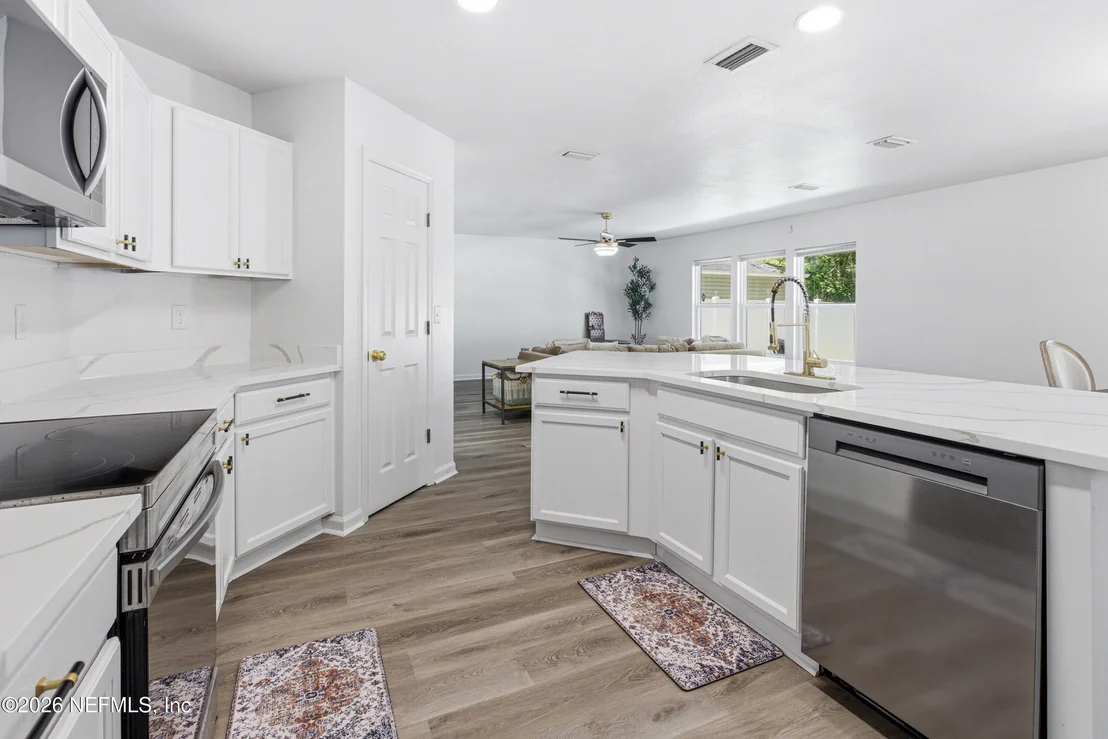Photo of 12101 ALEXANDRA Drive