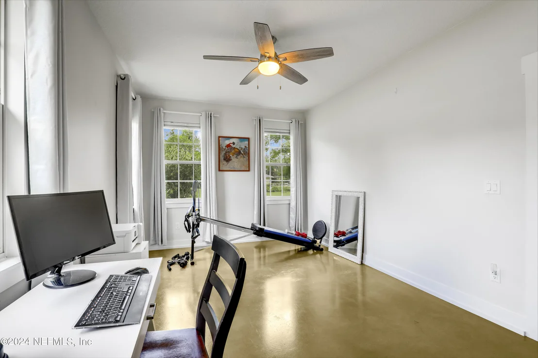 Photo of 540685 LEM TURNER Road