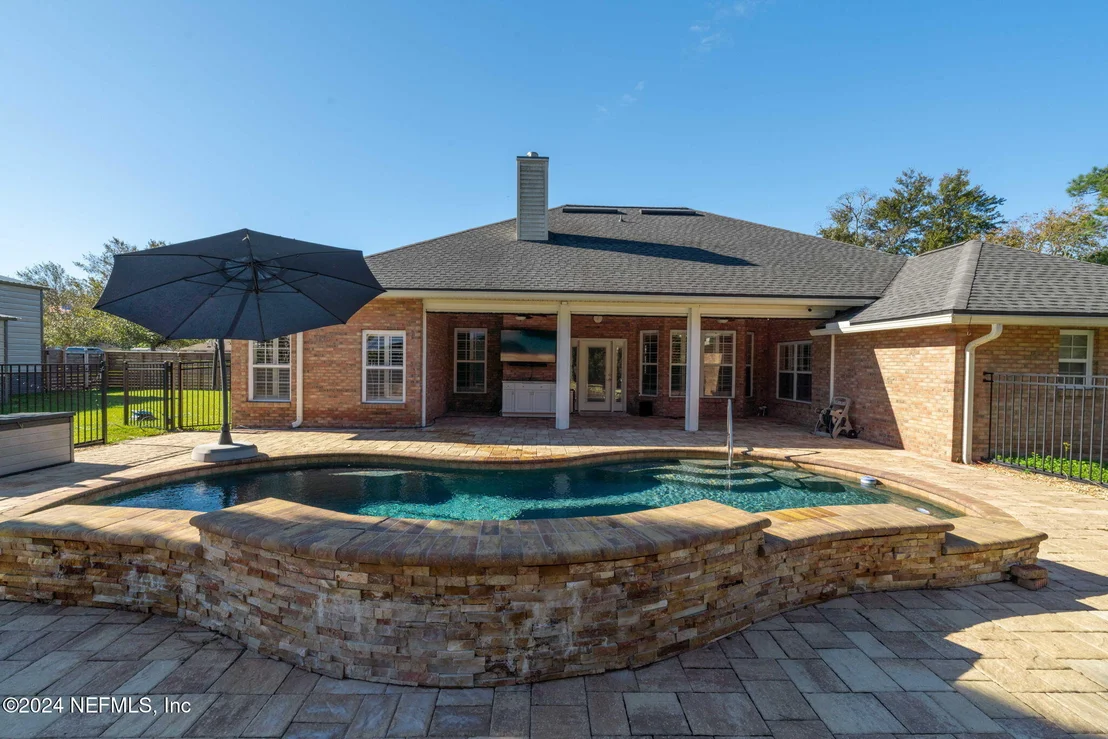 Photo of 44017 GREEN MEADOWS Lane