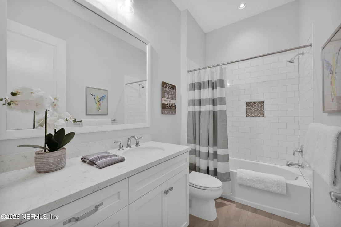 Photo of 237 FELLS Cove