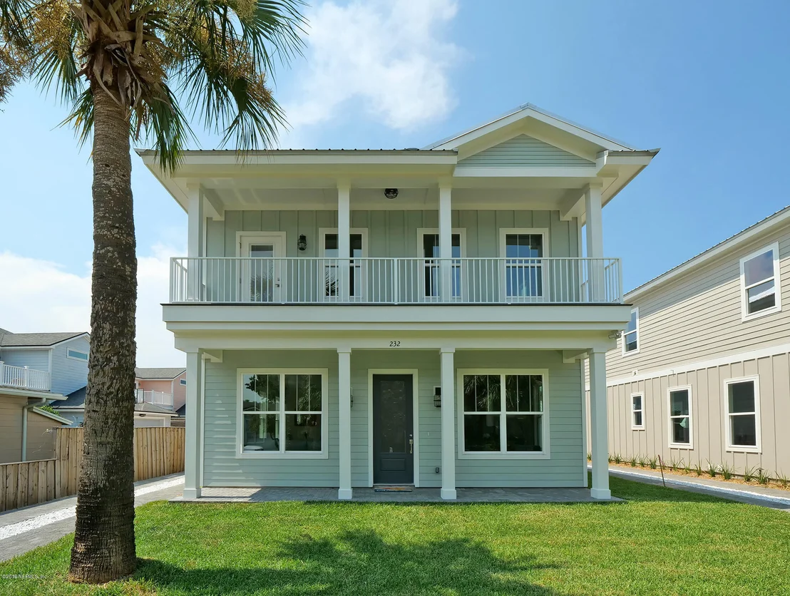 Photo of 232 DAVIS Street