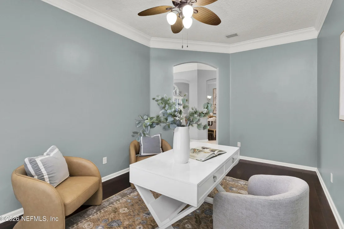 Photo of 784 W DEVONHURST Lane