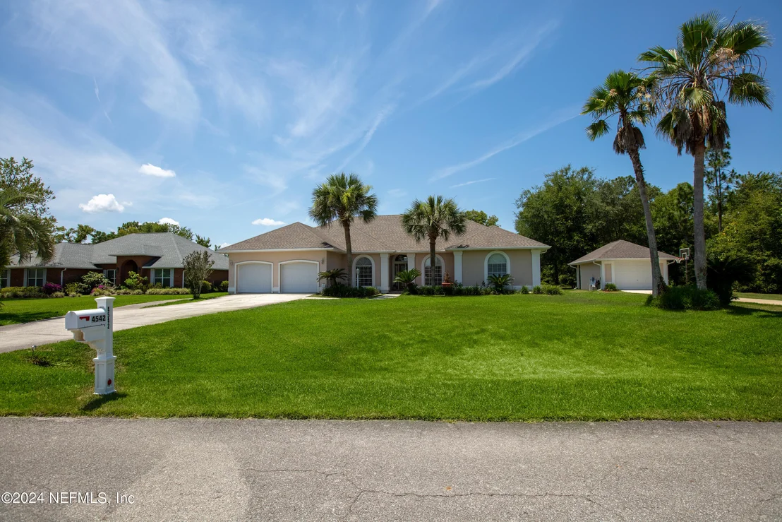 Photo of 4542 SE 3RD Place