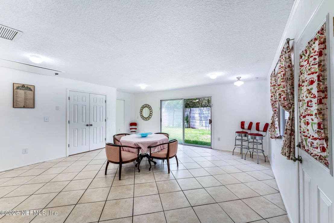 Photo of 1414 BIG TREE Road