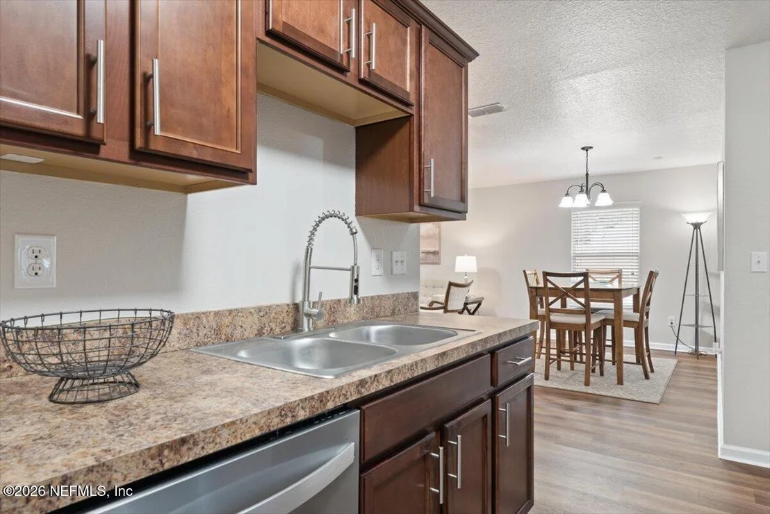 Photo of 6237 SYRINGA Lane