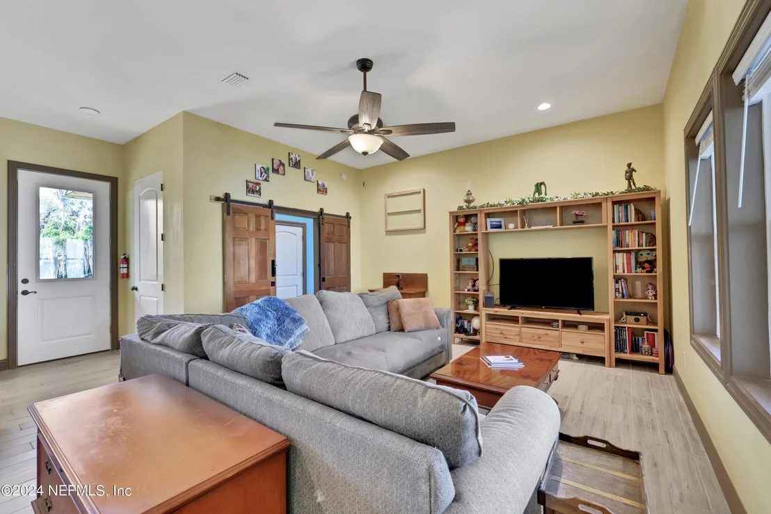 Photo of 2878 ADAMS Road