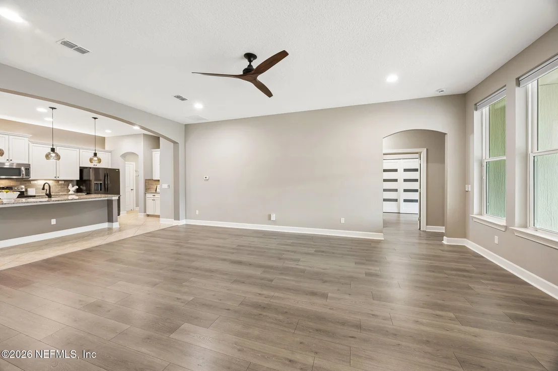 Photo of 1322 WARBLER Way